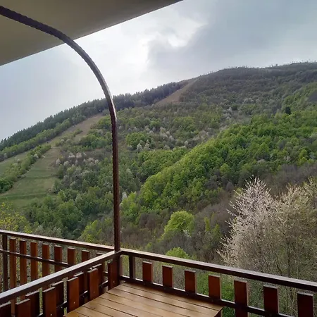 Appartamento La Casa Di Cardini San Giacomo (Piedmont)